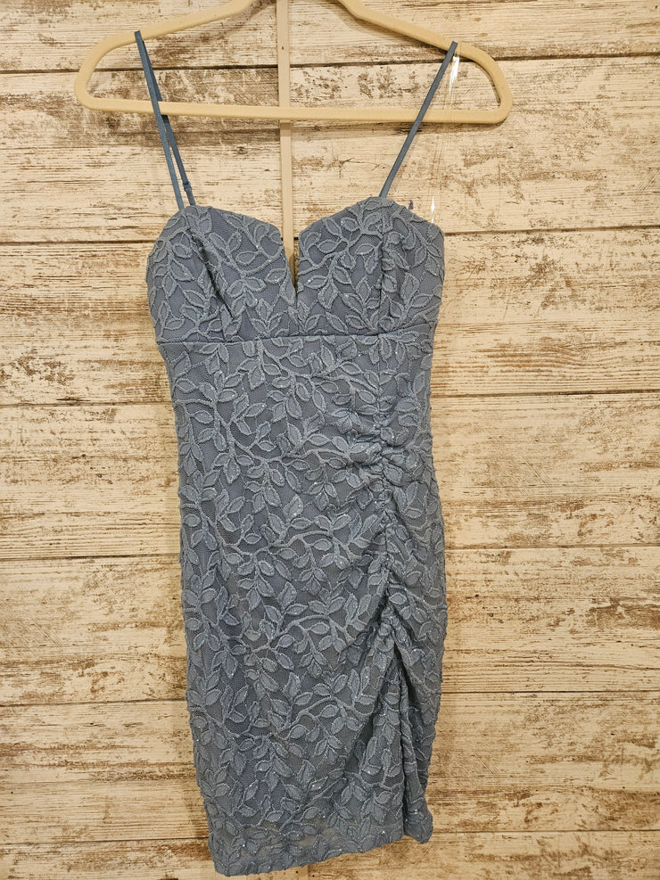 BLUE/FLORAL SHORT DRESS