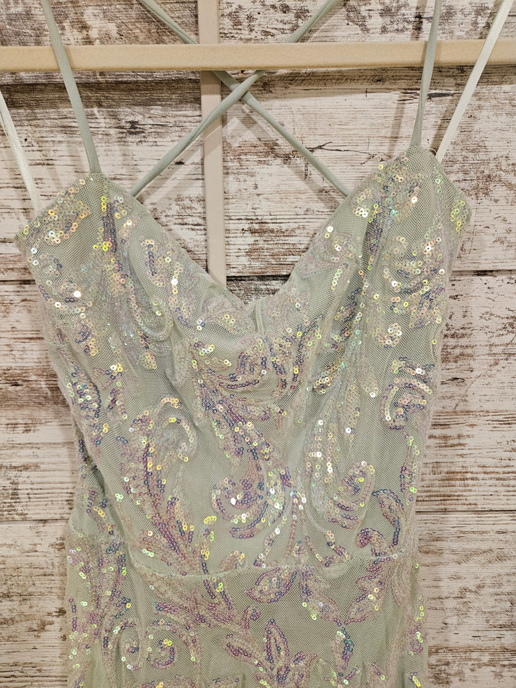 GREEN SPARKLY SHORT DRESS