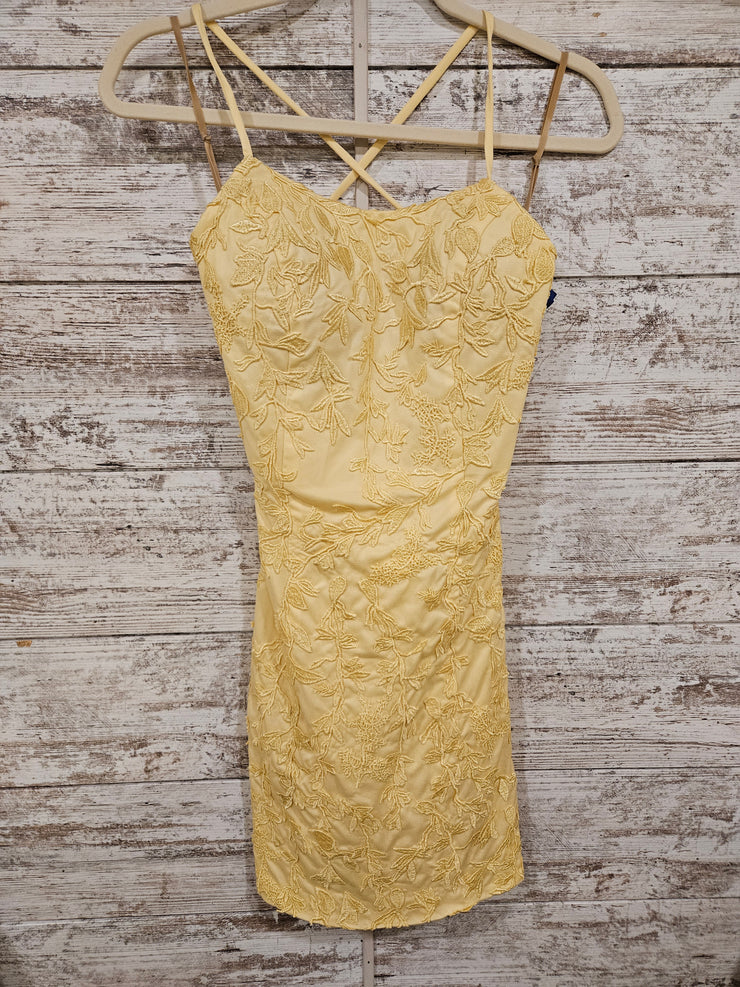 YELLOW/FLORAL SHORT DRESS -NEW