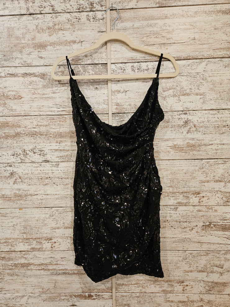BLACK SPARKLY SHORT DRESS