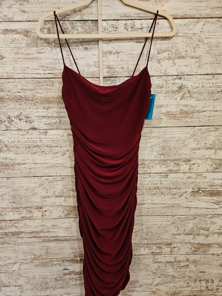 BURGUNDY MIDI DRESS