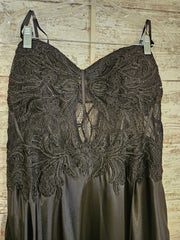 BLACK LONG EVENING GOWN