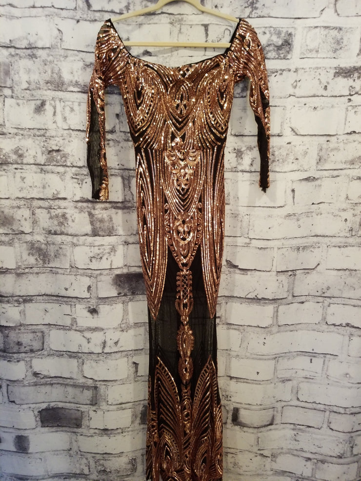 BLACK/GOLD MERMAID GOWN (NEW)
