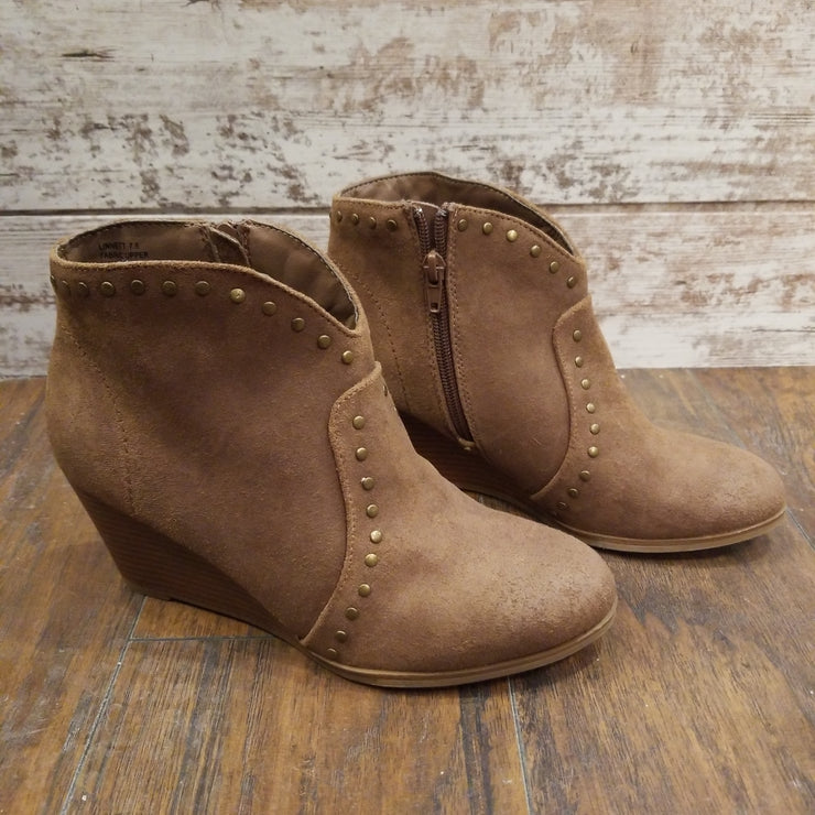 TAN SHORT WEDGE BOOTS