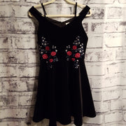 BLACK VELVET FLORAL SHORT DRES