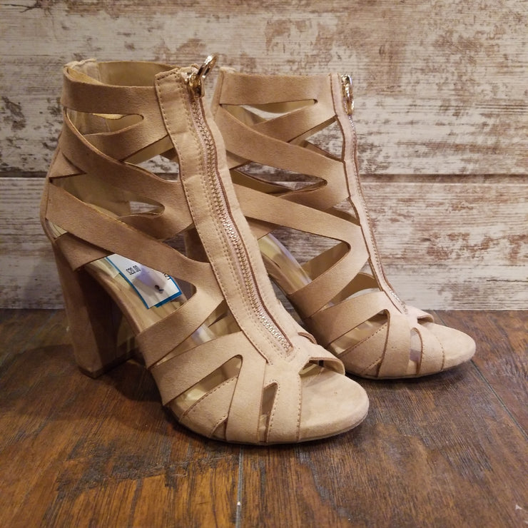 TAN ZIPPERED SHOES