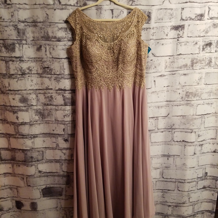 BLUSH LONG EVENING GOWN