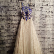 WHITE/BLUE A LINE GOWN