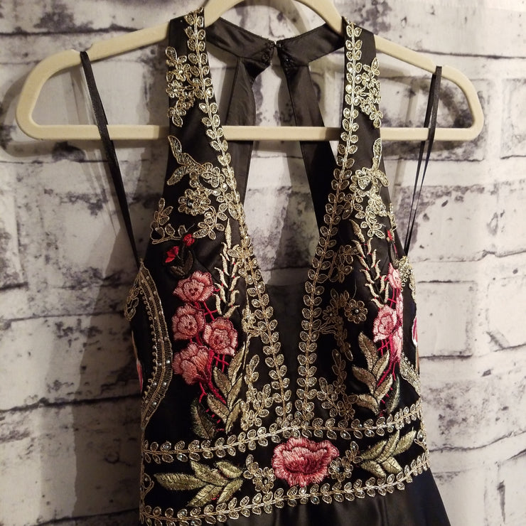 BLACK/FLORAL A LINE GOWN (NEW)