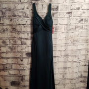 GREEN LONG EVENING GOWN (NEW)
