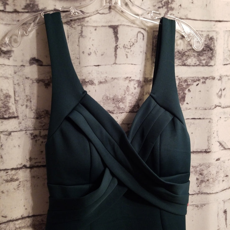 GREEN LONG EVENING GOWN (NEW)