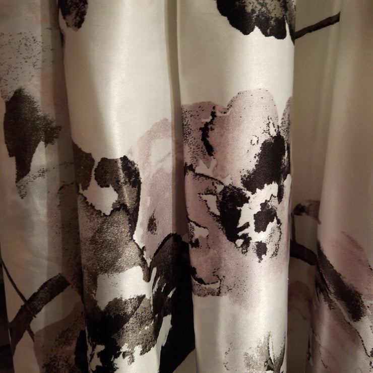 BLACK/WHITE A LINE GOWN