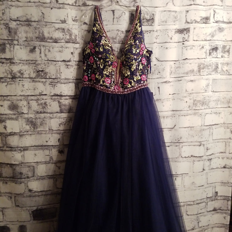 NAVY/FLORAL PRINCESS GOWN -NEW