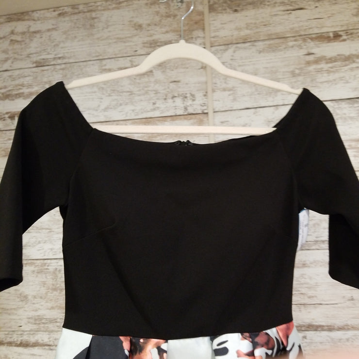 BLACK/FLORAL SHORT DRESS