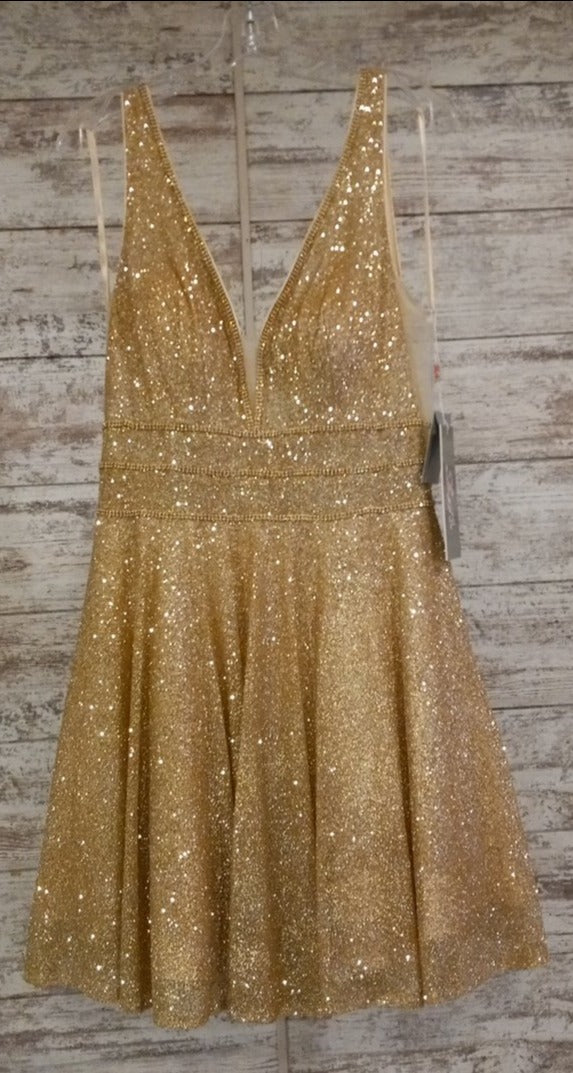 GOLD SHORT DRESS (NEW)