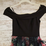 BLACK/FLORAL SHORT DRESS