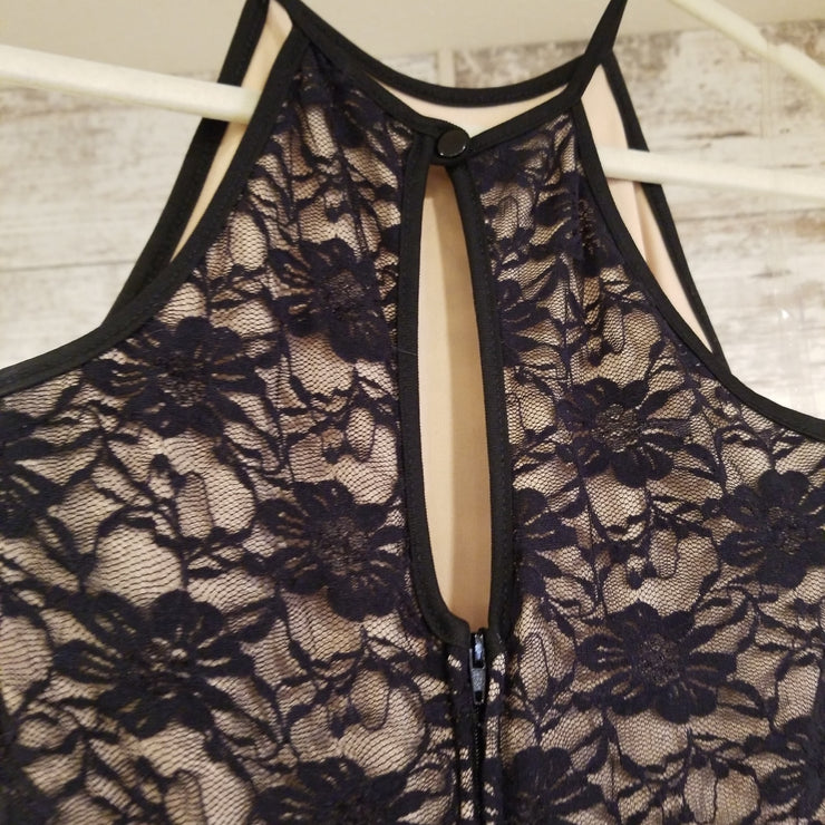 BLACK/TAN SHORT DRESS