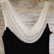 BLACK/WHITE LONG DRESS (NEW)