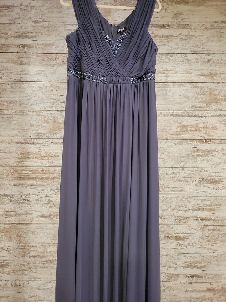 GRAY LONG EVENING GOWN