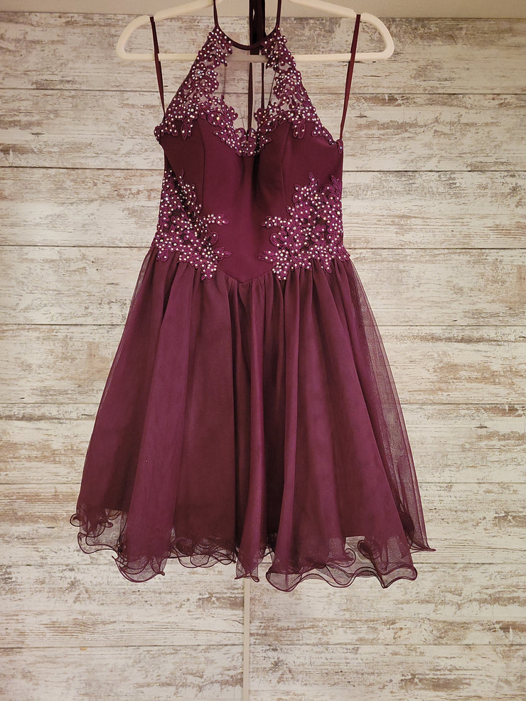 BURGUNDY SHORT DRESS