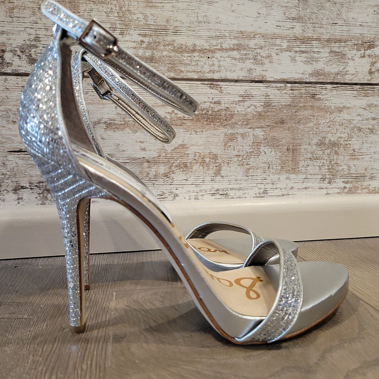 SILVER SPARKLY HEELS