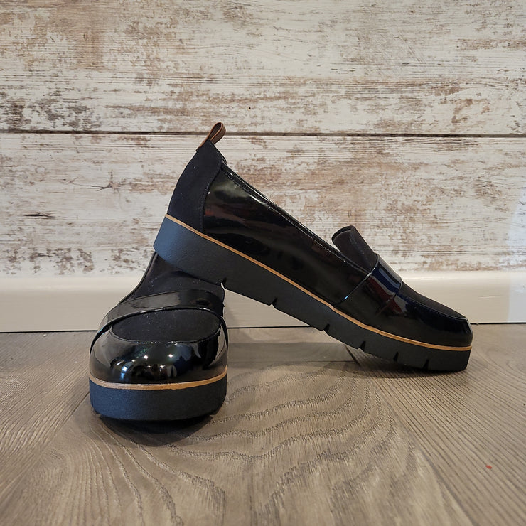 BLACK LOAFERS