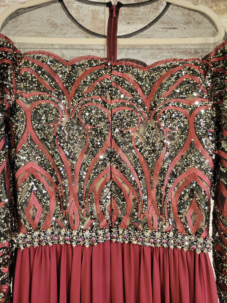BURGUNDY LONG EVENING GOWN