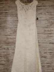 IVORY/WHITE LACE WEDDING GOWN