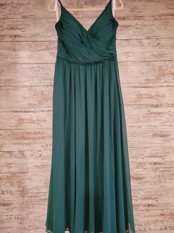 GREEN LONG EVENING GOWN