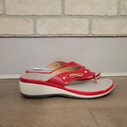 RED SANDALS (NEW)