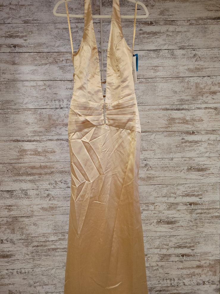 GOLD MERMAID GOWN (NEW)