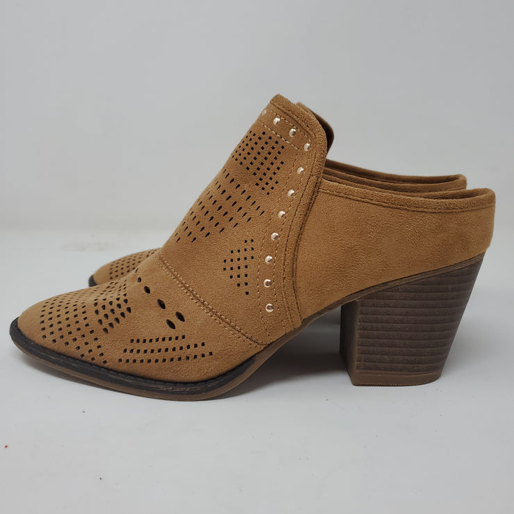 BROWN SUEDE BOOTIES (NEW)