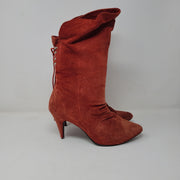 RED SHORT SUEDE BOOTS