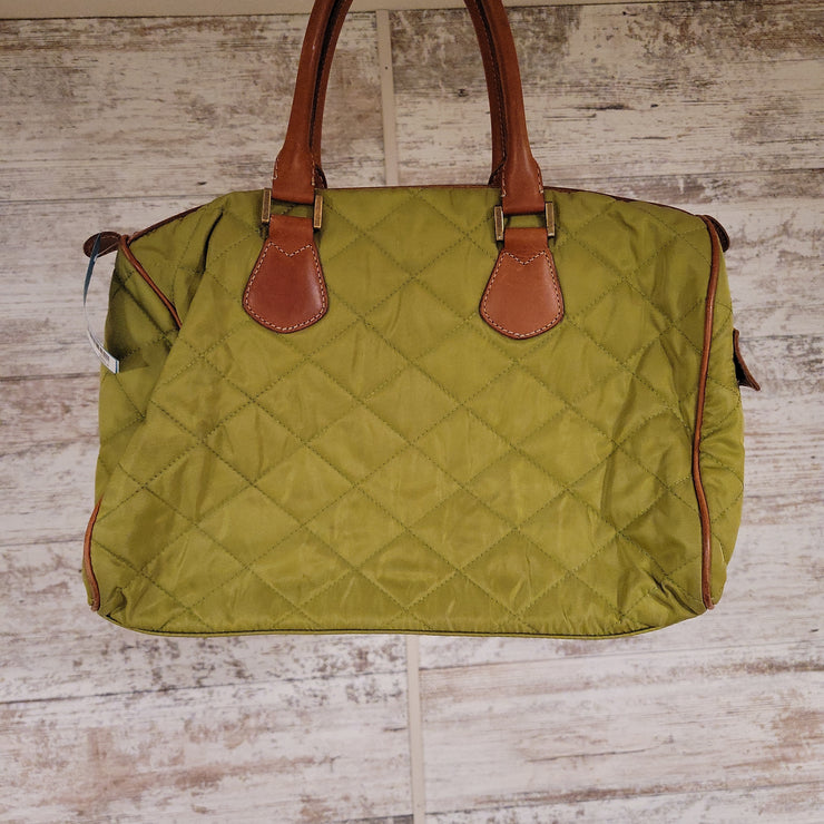 GREEN QUILTED TRAVEL PURSE