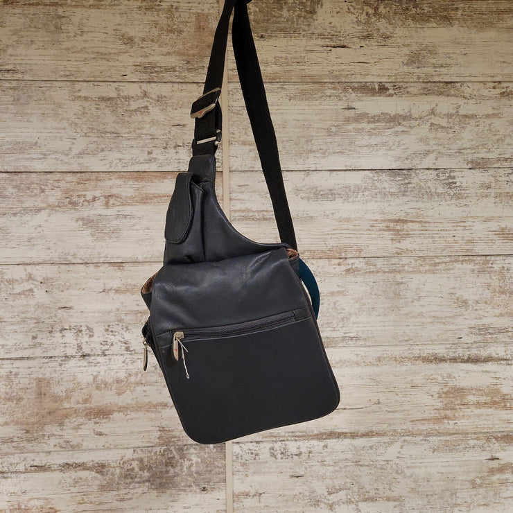 NAVY 2 PC. LEATHER CROSSBODY/WALLET (NEW)