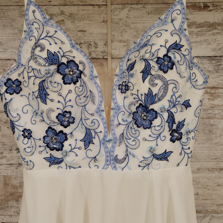 WHITE/BLUE SHORT DRESS