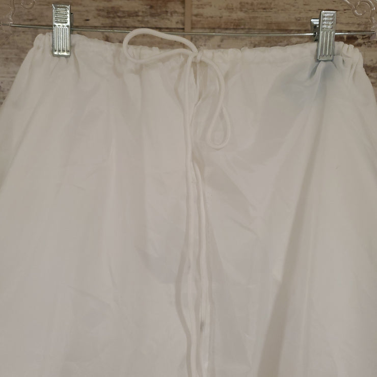 WHITE UNDER SKIRT (NEW) $80