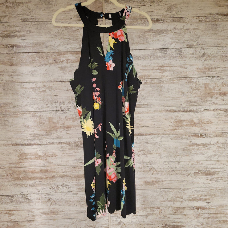 BLACK/FLORAL SHORT DRESS