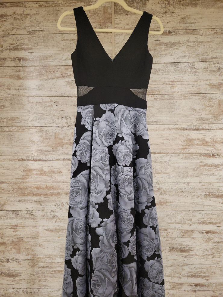 BLACK/BLUE/GRAY A LINE GOWN