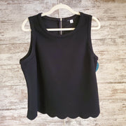 BLACK SLEEVELESS TOP