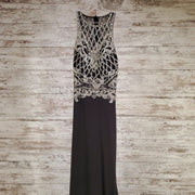 BLACK/SILVER LONG EVENING GOWN