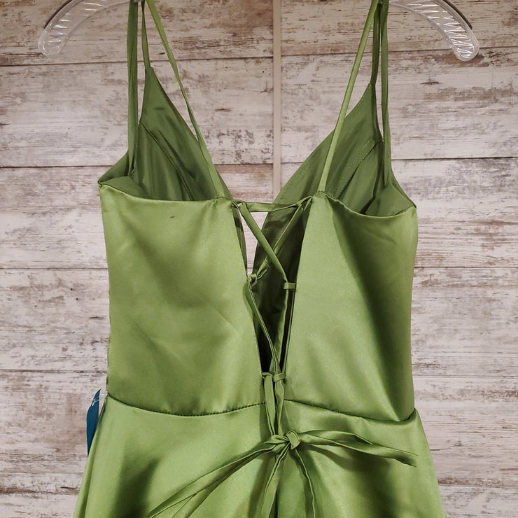 GREEN A LINE GOWN (NEW)