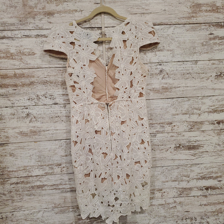 WHITE/TAN FLORAL SHORT DRESS