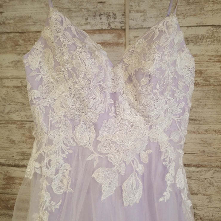 LAVENDER/WHITE A LINE GOWN