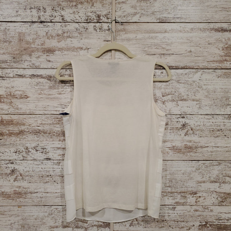 WHITE SLEEVELESS TOP