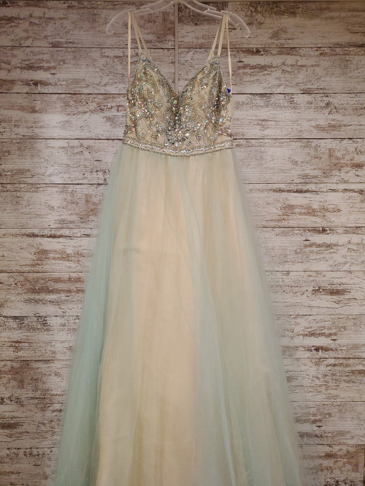 GREEN/GOLD A LINE GOWN