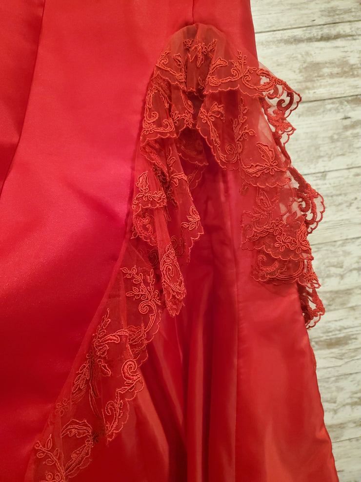 RED 2 PC. MERMAID GOWN $680