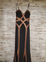 BLACK/GOLD LONG EVENING GOWN