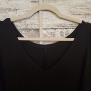 BLACK SHORT SLEEVE TOP