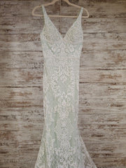 GREEN/WHITE LONG EVENING GOWN
